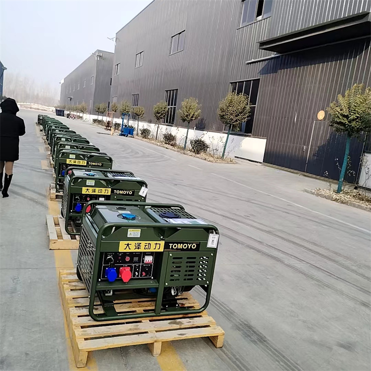 发往新疆18台15千瓦柴油发电机